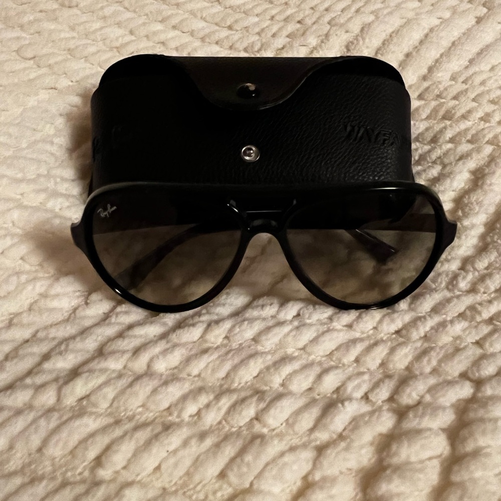 Ray-Ban Aviator Sunglasses